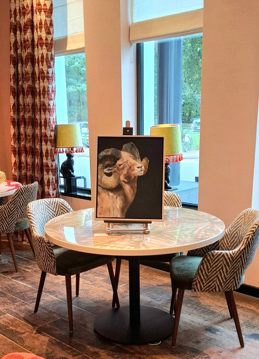 Dikhoornschaap: origineel olieverfschilderij inclusief lijst, 40x50 cm